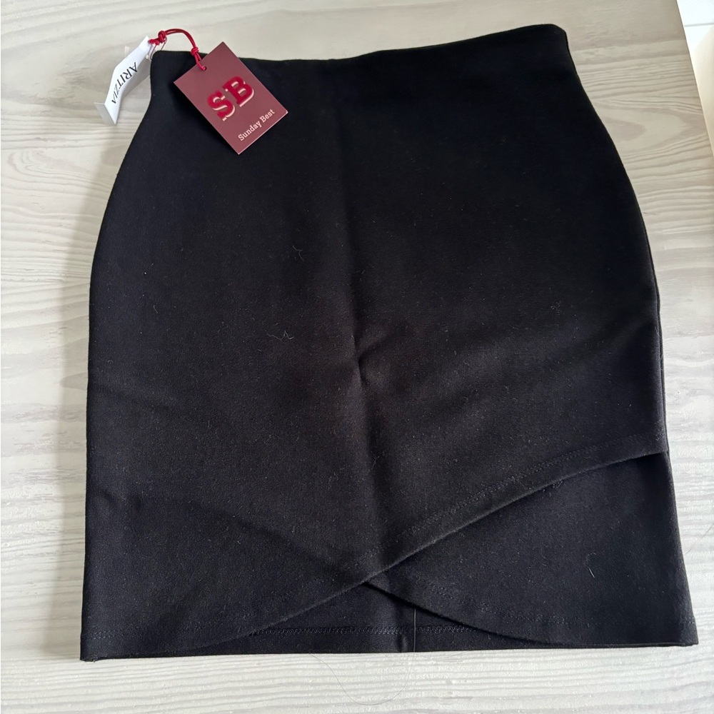 Aritzia Sunday Best Mini Skirt